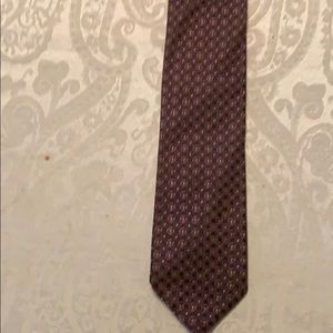 Elegant 100% silk Tie